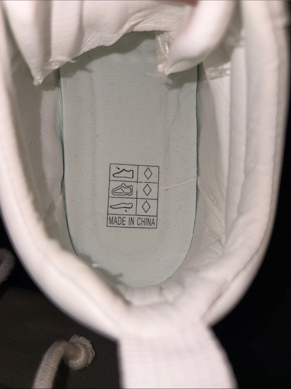 NEW | Women's Color Block Sneakers - Picture 10 of 10
